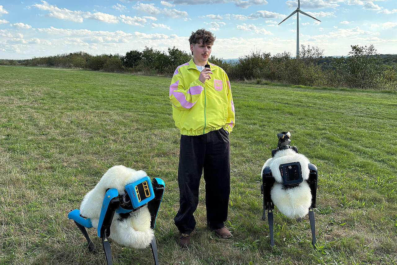 Der neue Haldenwärter Fynn und seine Robo-Schafe