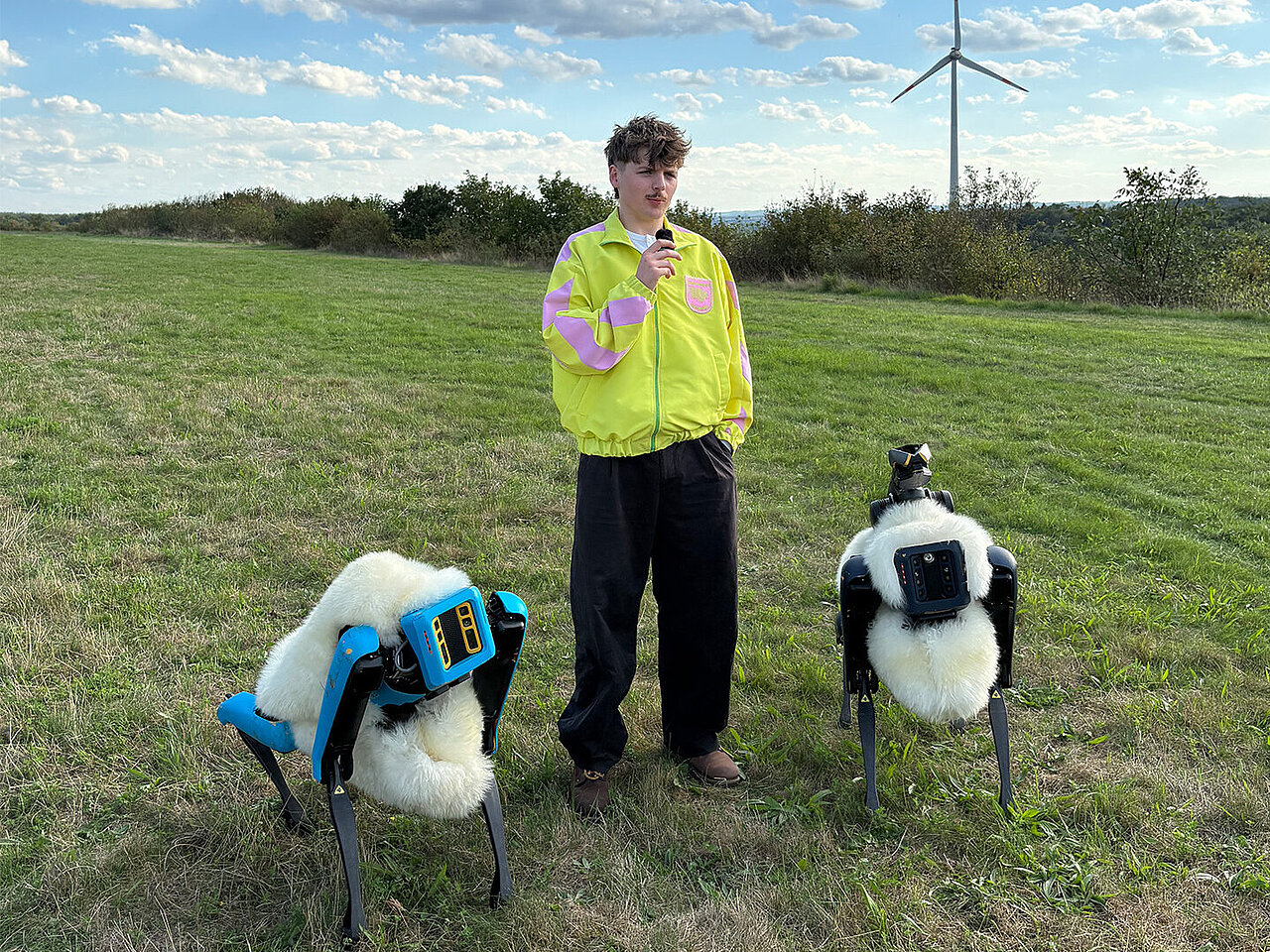 Der neue Haldenwärter Fynn und seine Robo-Schafe